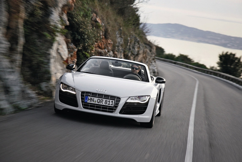 Audi R8 Spyder – z pięknem trzeba obcować