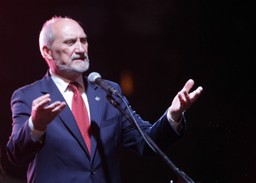 Macierewicz: Ponad wszelkie sojusze liczy się siła narodu oraz własnej armii