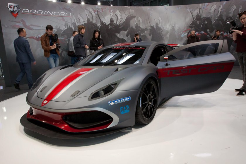 Arrinera Hussarya GT. Polskie Ferrari gotowe do jazdy