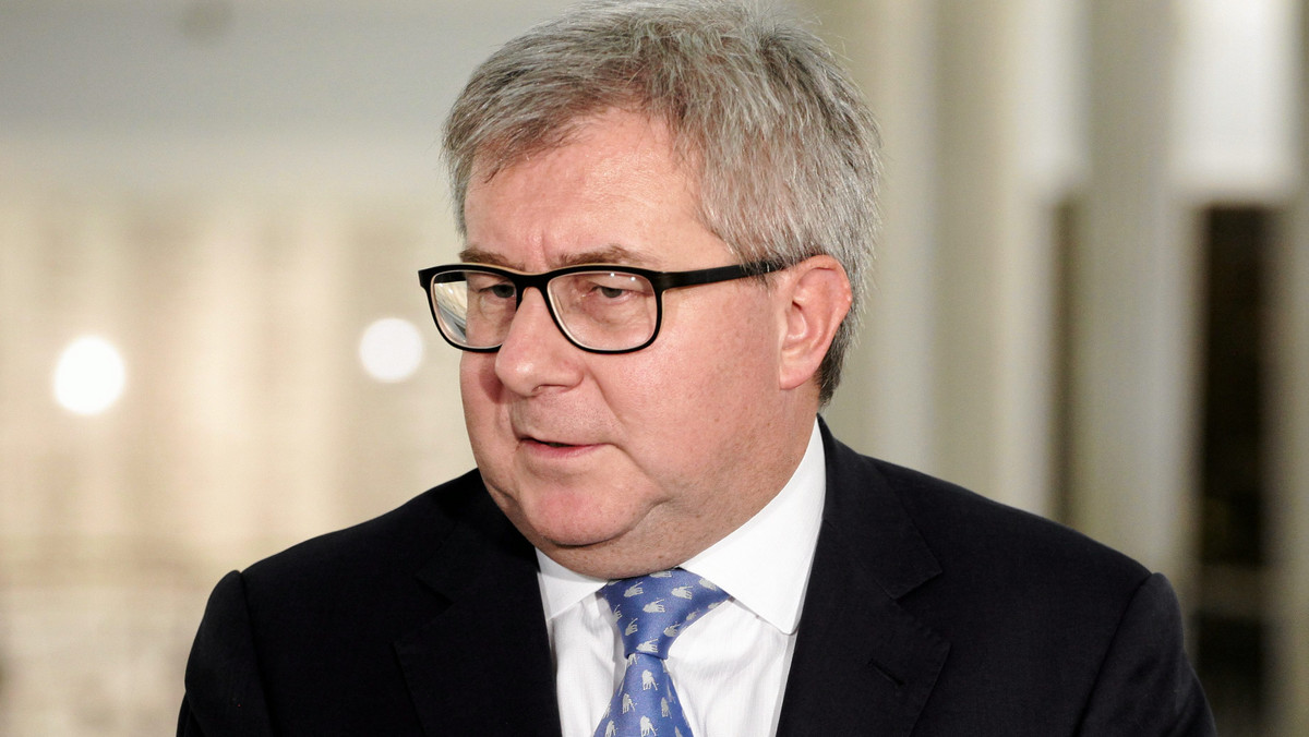 Europosłowie PiS Ryszard Czarnecki i Kosma Złotowski nie będą do końca kadencji reprezentować Parlamentu Europejskiego w misjach obserwacyjnych podczas wyborów poza UE - zdecydowała grupa nadzorująca te misje w imieniu PE.