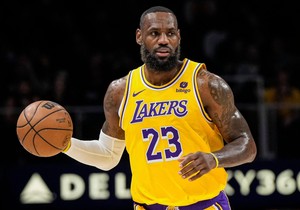 Lebron Džejms u dresu LA Lejkersa | Foto: Reuters