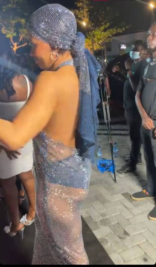 The underwear looked too maternal [twitter/naijapr}