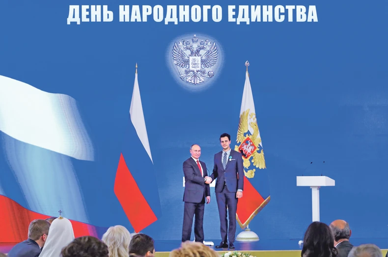 Biković je značajnu karijeru izgradio i u Rusiji, za šta je dobio odlikovanje od Vladimira Putina