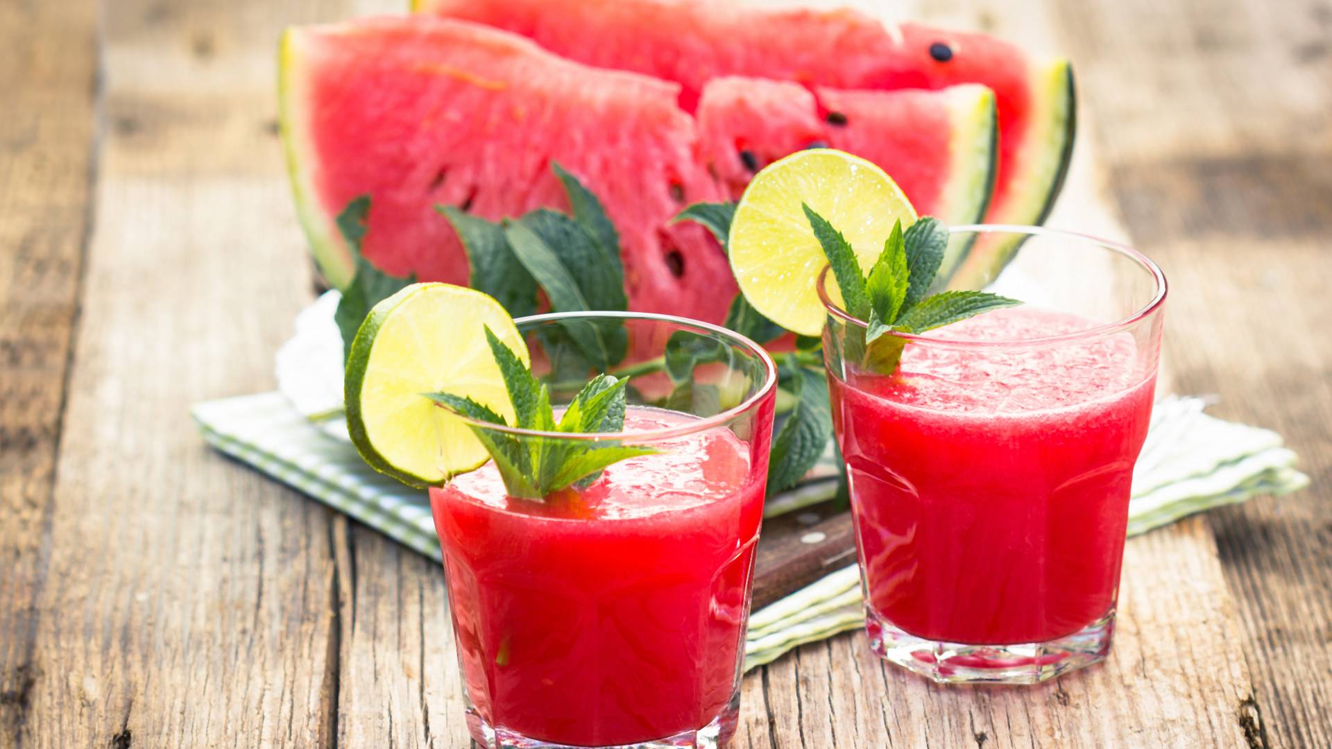 A nyár legfinomabb hűsítője: frissítő görögdinnyeleves hidegen