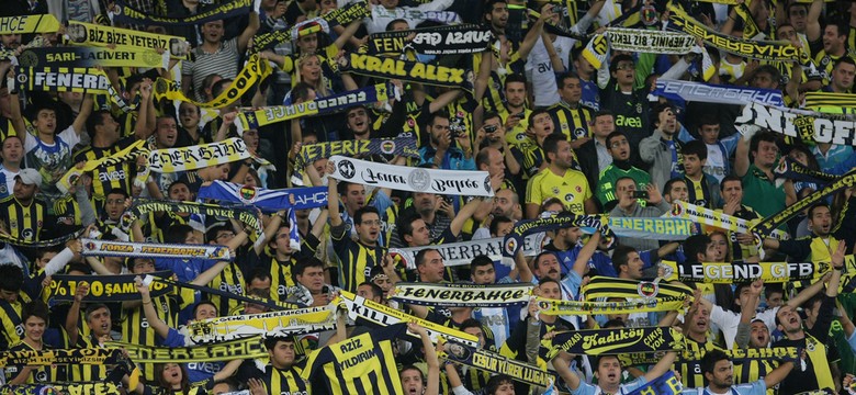 UEFA ukarała Fenerbahce za skandowanie przez kibiców "Putin, Putin"