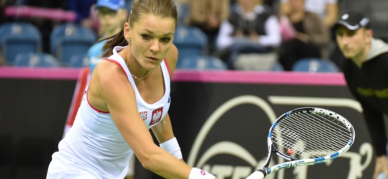 Fed Cup: A. Radwańska przegrała z Kuzniecową