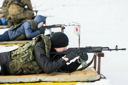 Będą wakacyjne dwutygodniowe szkolenia wojskowe. Dla "wszystkich chętnych"