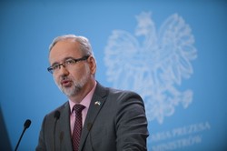 Covid-19 w Polsce. Wskaźnik R na jednym z najwyższych poziomów w trakcie pandemii