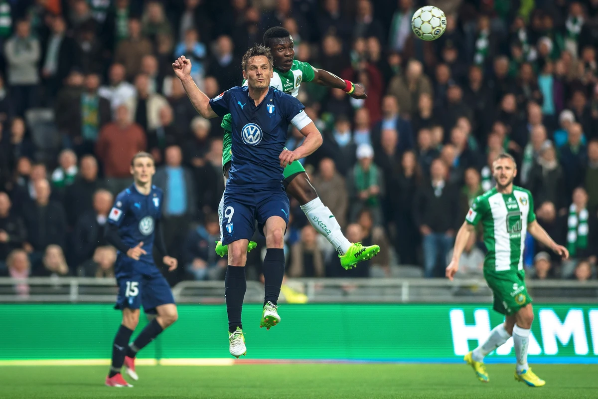 Szok dla kibiców! Sztuczna inteligencja wygenerowała nową ekspertkę piłkarską