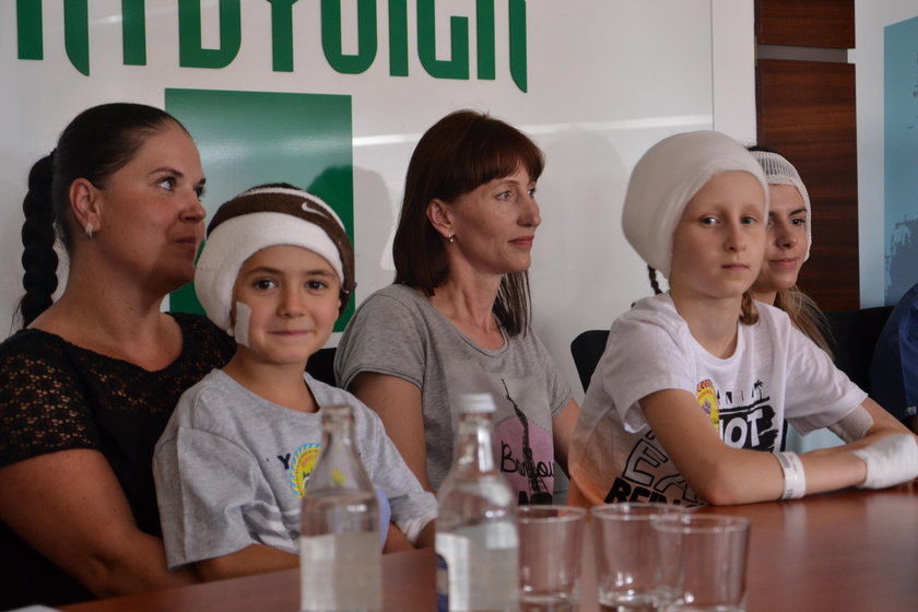 Lekarze ze szpitala im. Rydygiera w Krakowie przywracają słuch dzieciom