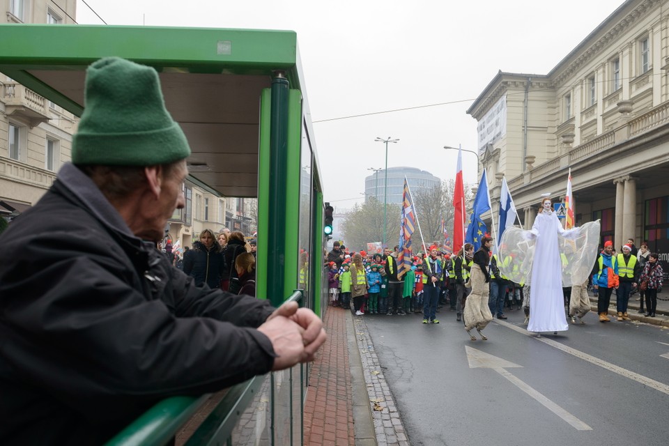 POZNAŃ WIELKI POCHÓD ELFÓW (parada dzieci)