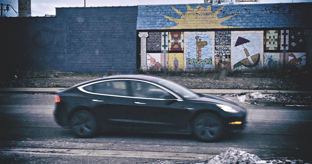 Tesla Model 3 tajny test w Detroit