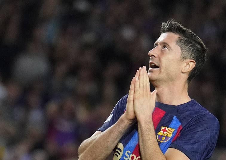 Lewandowski uratował Barcelonę. Emocje na Camp Nou sięgały zenitu