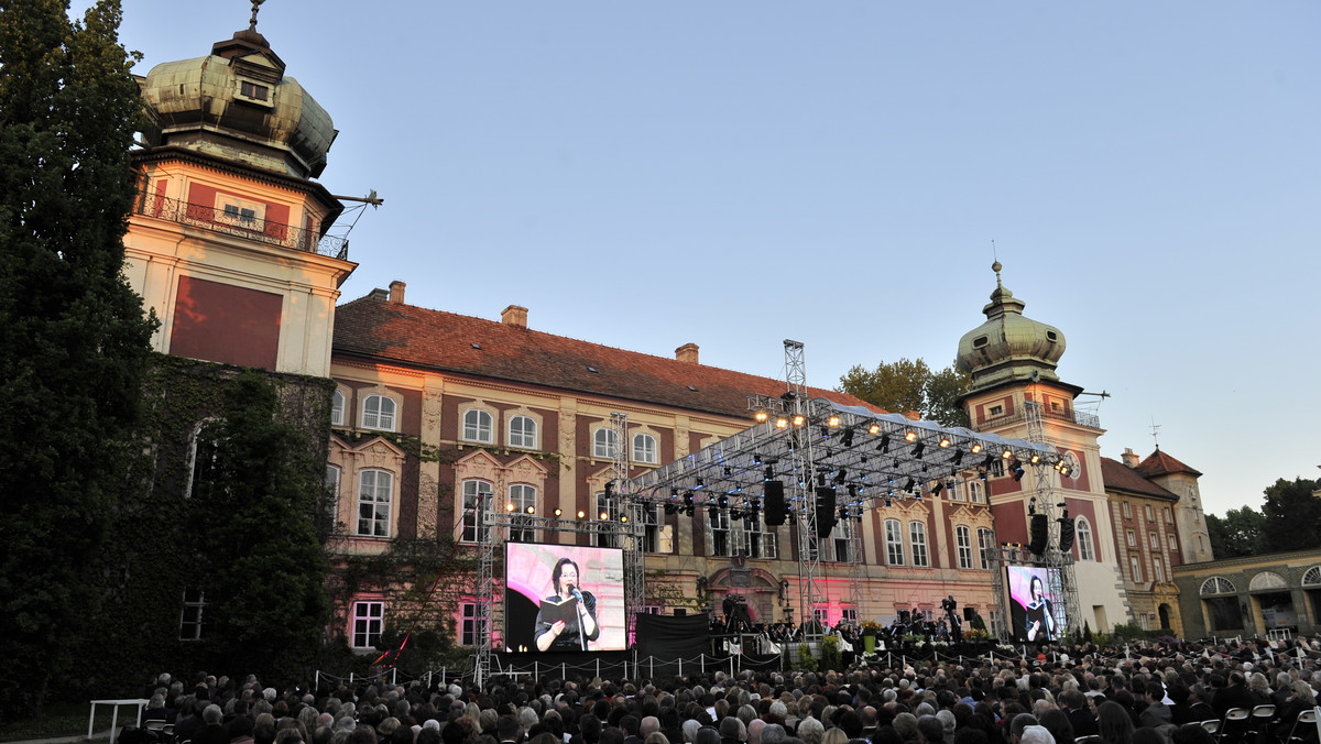 54. Muzyczny Festiwal w Łańcucie, wystawa poświęcona twórczości Kossaków i Rzeszowskie Spotkania Teatralne - Festiwal Nowego Teatru to najważniejsze wydarzenia kulturalne przewidziane na 2015 rok na Podkarpaciu.