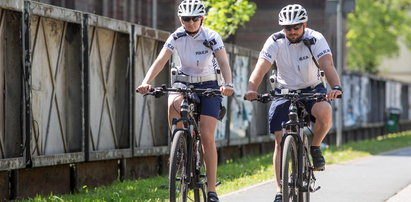 Policjanci z poznańskiej drogówki przesiedli się na rowery