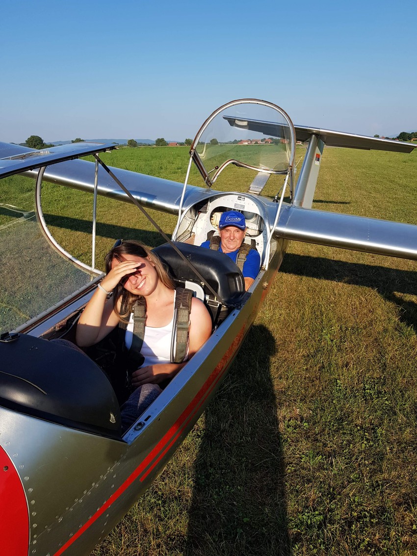 Zora Vilotić, najmlađi pilot u Srbiji