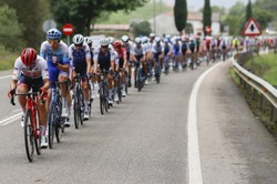 Dwóch kolarzy wycofanych z Vuelta a Espana z powodu COVID-19