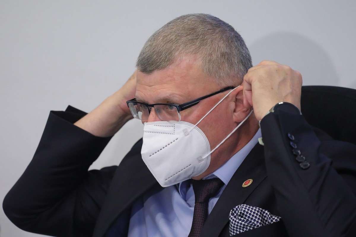 Ekspert Naczelnej Rady Lekarskiej ds. COVID-19, dr n. med. Paweł Grzesiowsk