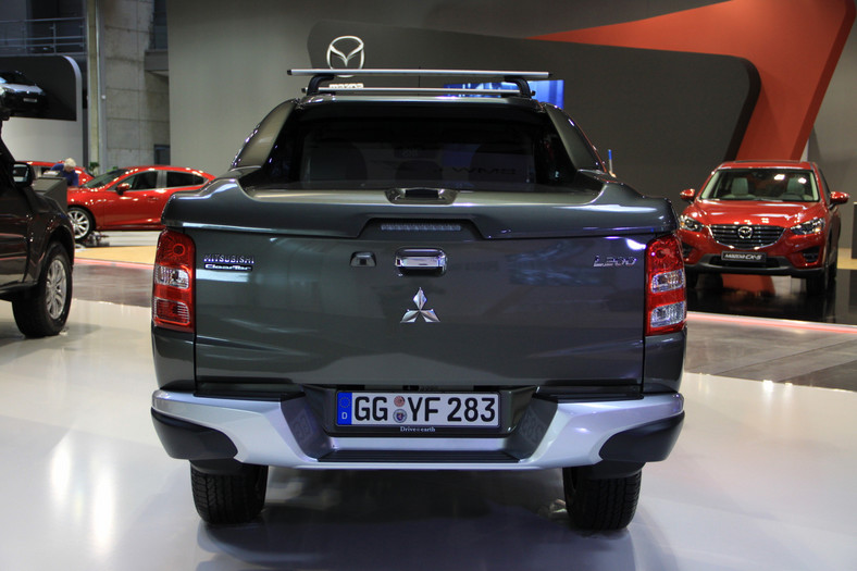 Mitsubishi L200 (Poznań 2015)