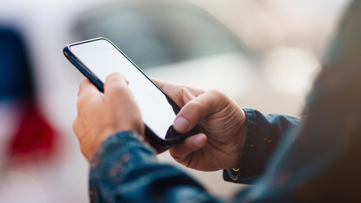 Uwaga na nieodebrane połączenia. Coraz więcej oszustów naciąga na telefon