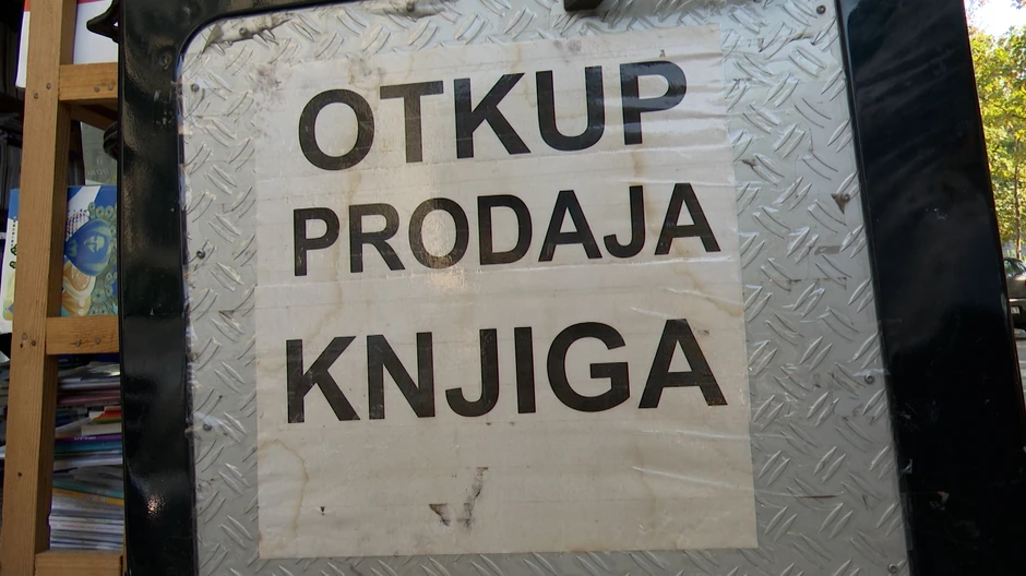 PKG UDZBENICI00 01 54 17Still002