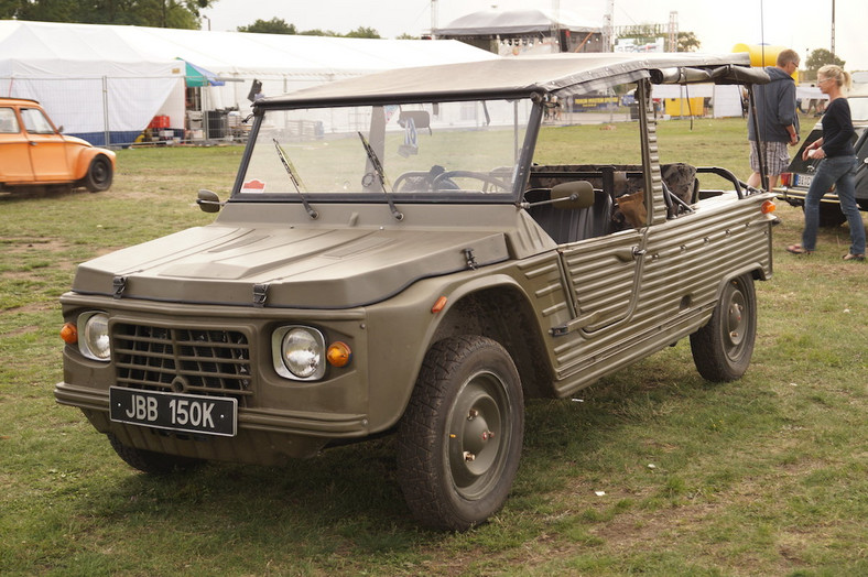 21. Światowy Zlot Miłośników Citroëna 2CV w Toruniu