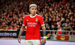 Liga angielska. Rekordowy transfer Enzo Fernandeza do Chelsea