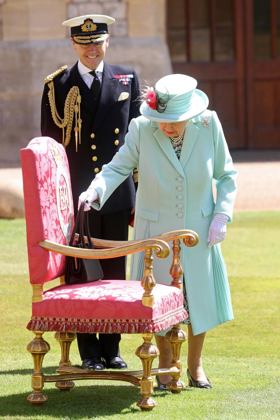 Królowa Elżbieta II jest najstarszą i najdłużej panującą królową brytyjską, a także najstarszym i najdłużej panującym monarchą na świecie