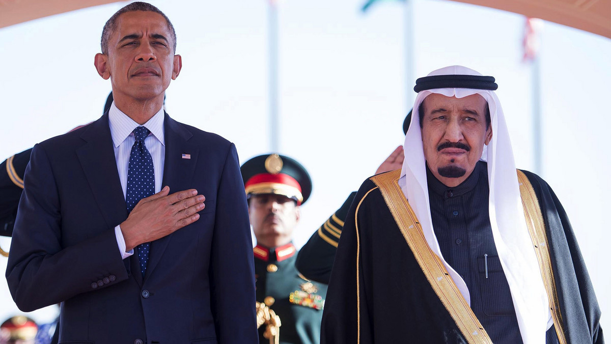 Podczas wizyty w Arabii Saudyjskiej prezydent Barack Obama rozmawiał z królem Salmanem o stabilizacji rynku ropy naftowej, a monarcha zasygnalizował kontynuację dotychczasowej polityki energetycznej - poinformował przedstawiciel administracji USA.