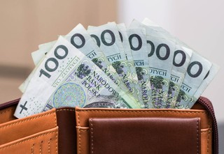 Ograniczenie prawa do świadczenia pielęgnacyjnego dla wnuków niezgodne z konstytucją