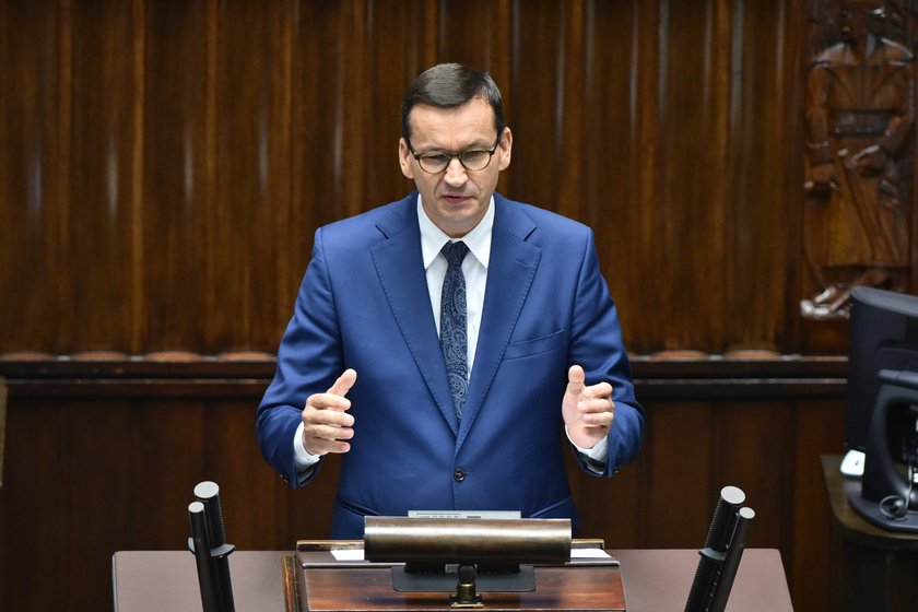 Ogromne podwyżki dla posłów, ministrów i prezydenta, pensja dla pierwszej damy. Projekt w Sejmie