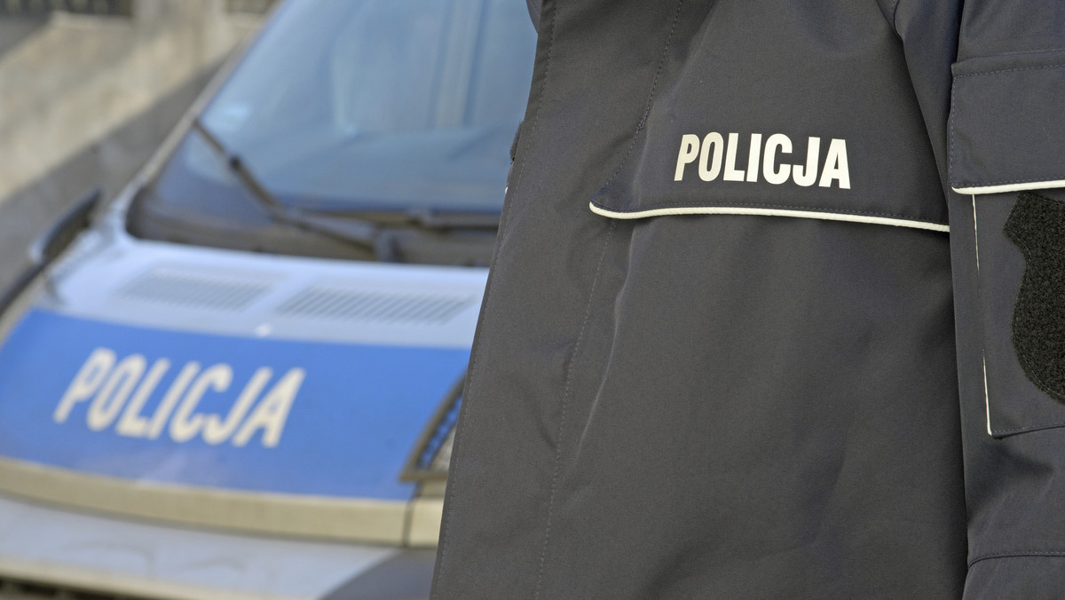 Wczoraj w godzinach popołudniowych na ulicy Zamkowej w Zielonej Górze została zaatakowana ciężarna kobieta i jej roczne dziecko. Sprawcą jest znany lokalnej społeczności były taksówkarz.