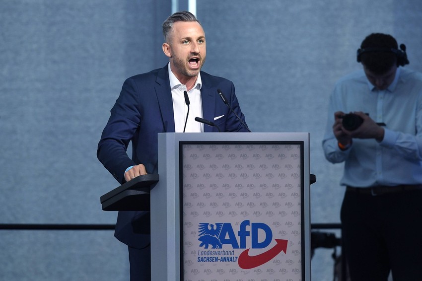 Vodeći kandidat AfD Ulrih Zigmund na partijskoj konferenciji u Magdeburgu 11. aprila