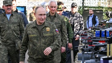 putin atakuje kraj nato, usa nie wysyła pomocy. eksperci przeanalizowali czarny scenariusz