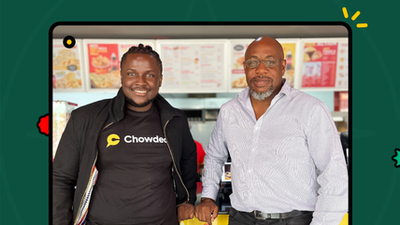 L-R: Femi Aluko and Mr Kofi Abunu at Chicken Republic, Spintex Road, Accra.