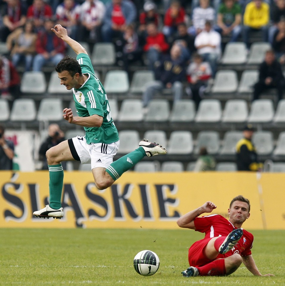 PIŁKARSKA EKSTRAKLASA GÓRNIK ZABRZE KONTRA GKS BEŁCHATÓW