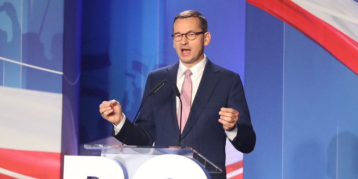 Premier Morawiecki zapowiedział uzależnienie składek ZUS od przychodów i dochodów małych przedsiębiorców. To dobre rozwiązanie - podsumowują przedsiębiorcy