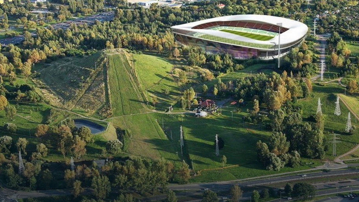 Za dwa tygodniem dowiemy się, jak będzie wyglądał Zagłębiowski Park Sportowy. 15 grudnia zostanie rozstrzygnięty konkurs na opracowanie koncepcji urbanistyczno-architektonicznej obiektu, który powstanie na terenach przy Górce Środulskiej w Sosnowcu. Na kompleks składający się ze stadionu piłkarskiego, hali sportowej i lodowiska miasto planuje wydać 150 mln zł.