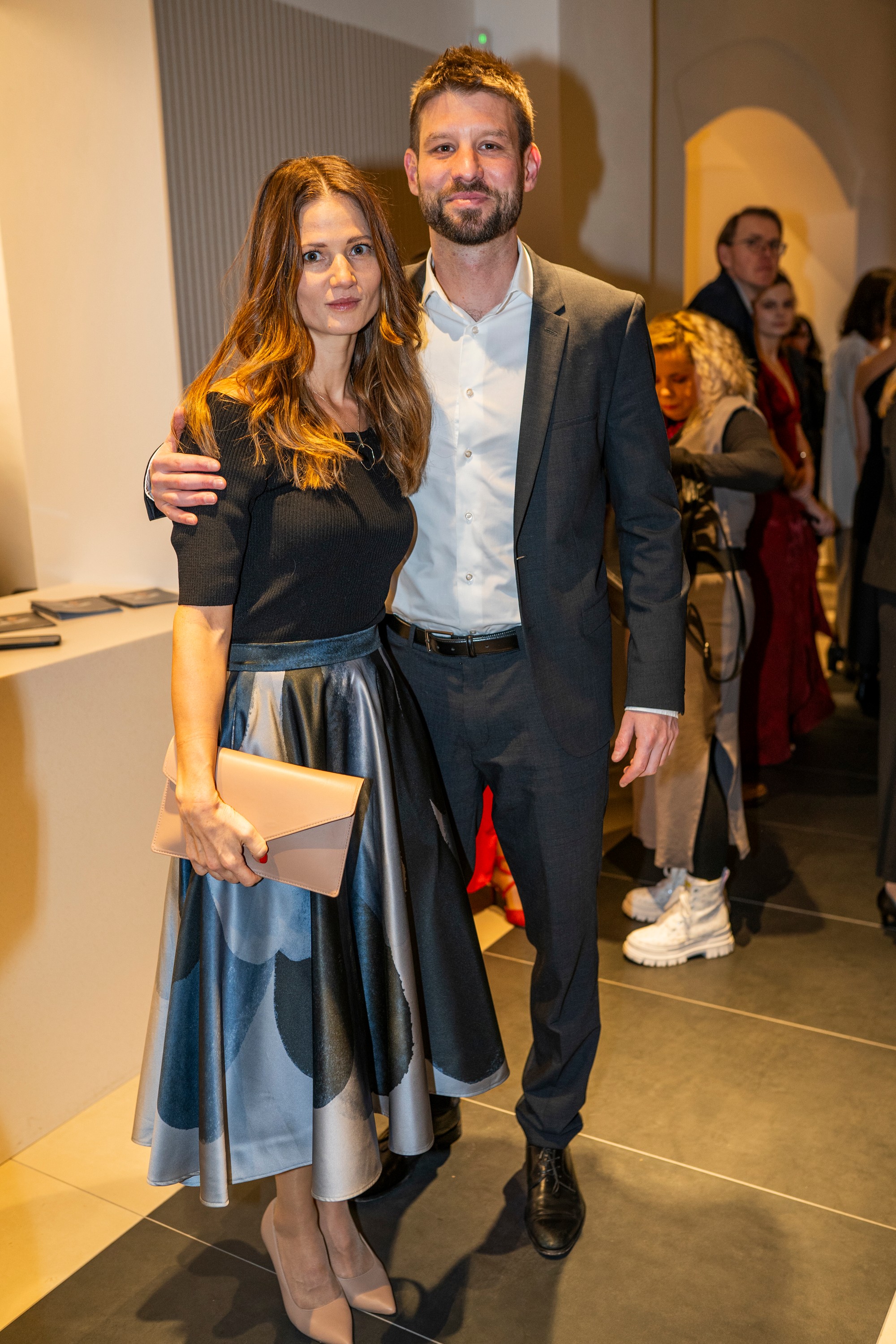 Odovzdávanie cien DOSKY 2024: Michal Šimečka a jeho partnerka, tanečnica Soňa Ferienčíková.