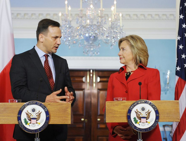 Clinton obiecuje: Żołnierze USA na stałe w Polsce
