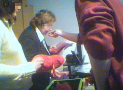 Zamiast pracować, wolą kupować