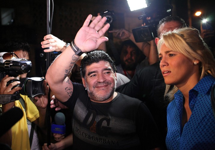 Diego Maradona zabrał swoją dziewczynę na koncert