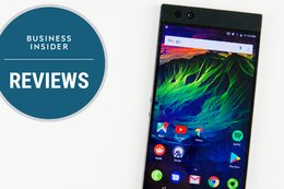 REVIEW: The new Razer Phone looks out of place in 2017, but it has one great feature that no other phone has