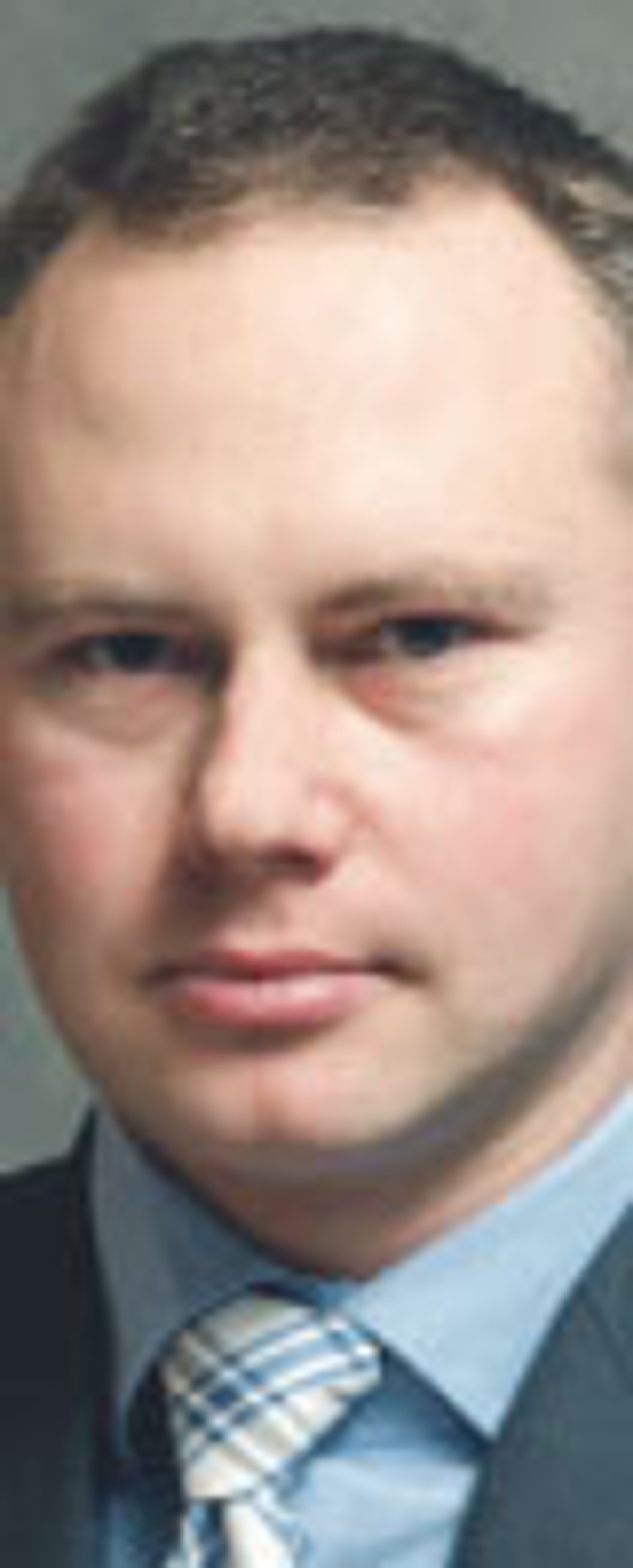 Adam Wiśniewski, specjalista ds. inwestycji AXA-Życie