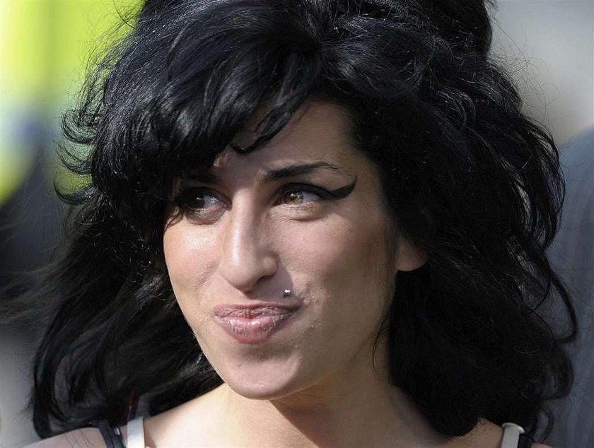 Winehouse po śmierci wróciła na szczyt