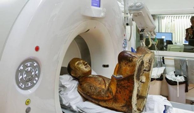 577269_buddhastatueundergoingctscan