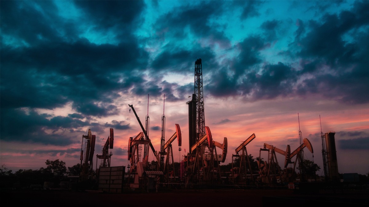 Ożywienie popytu na ropę. Po komentarzach Aramco ceny surowca wystrzeliły w górę