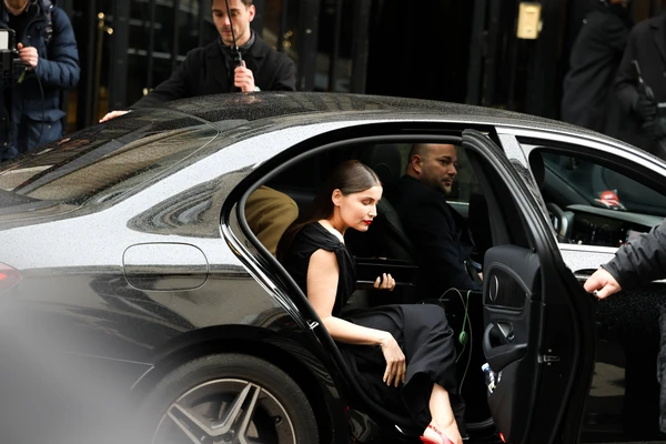 RAZVELA SE JEDNA OD NAJLEPŠIH ŽENA SVETA, bruje evropski mediji: U tajnosti i tišini STAVILA TAČKU na ljubavnu priču sa 5 godina mlađim glumcem