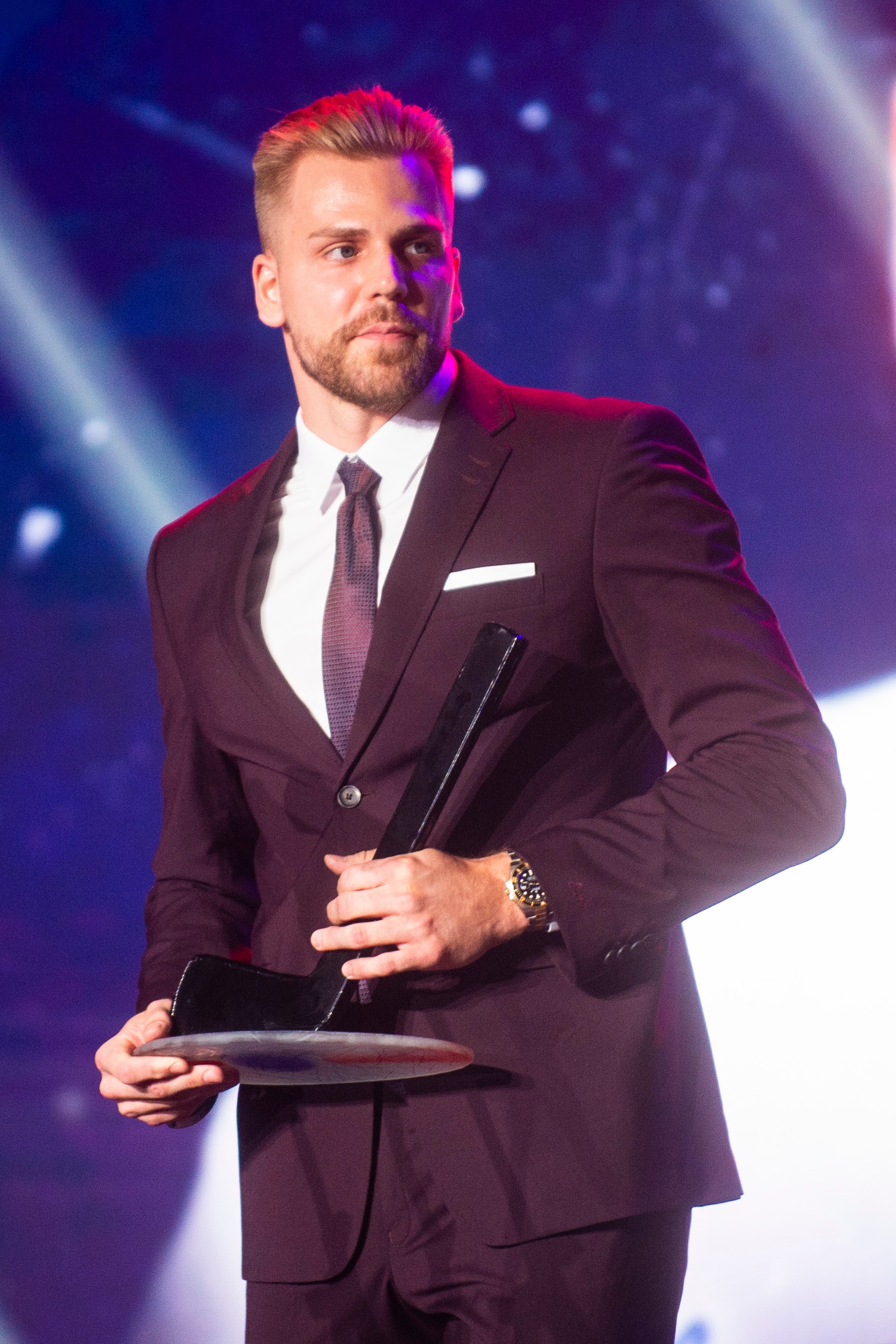 Hokejista Erik Černák.