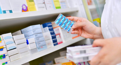 Czy ceny leków poszły w górę? Farmaceuta porównuje nasze wydatki w aptece w  tym i ubiegłym roku